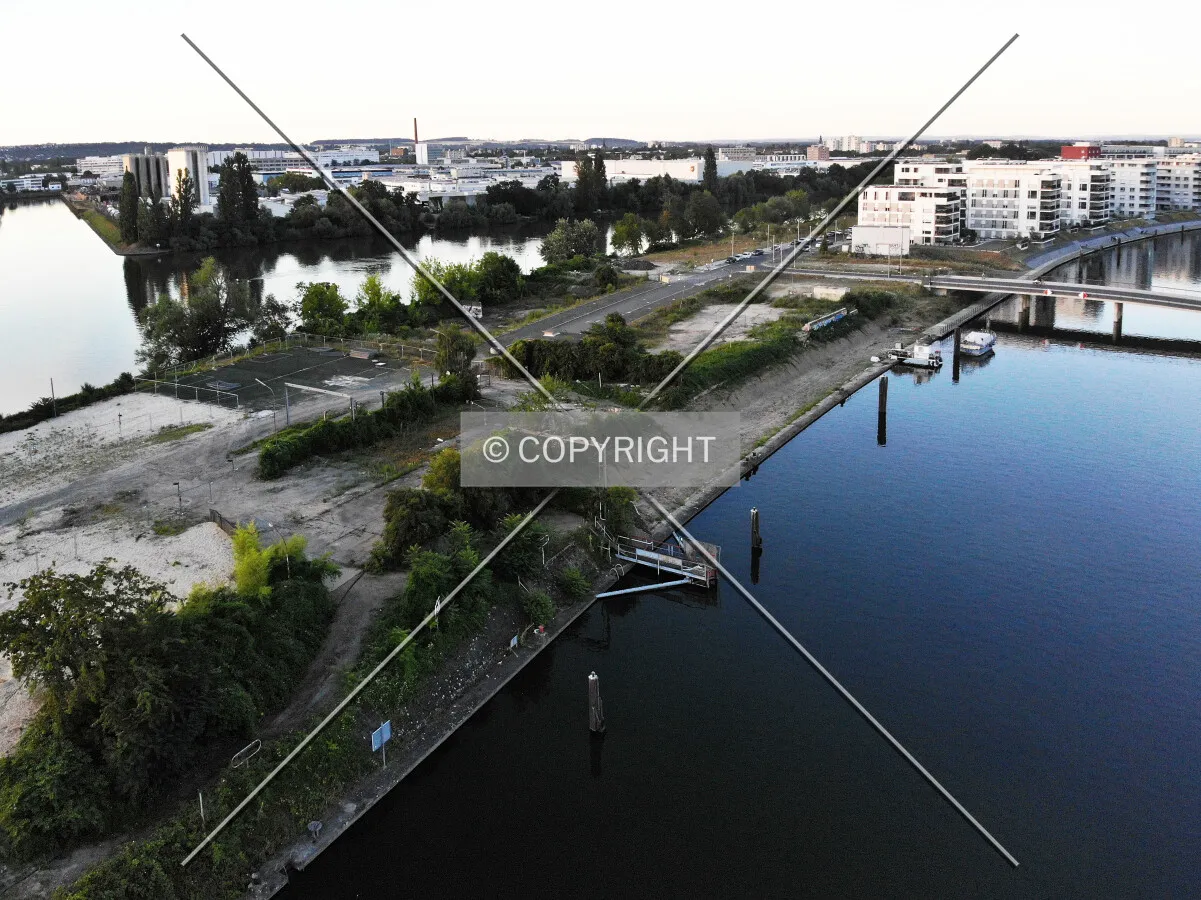 Photo 087-312-853