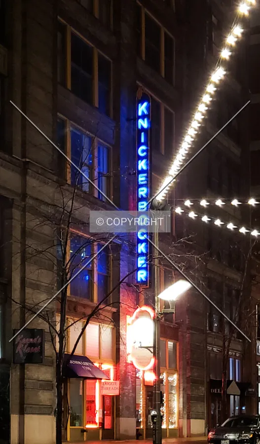 Sign at night; December 15, 2018