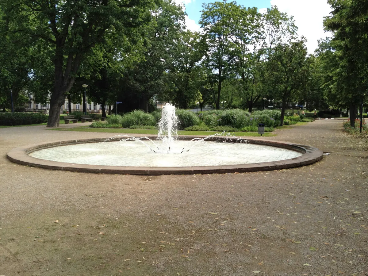 Photo 874-070-009