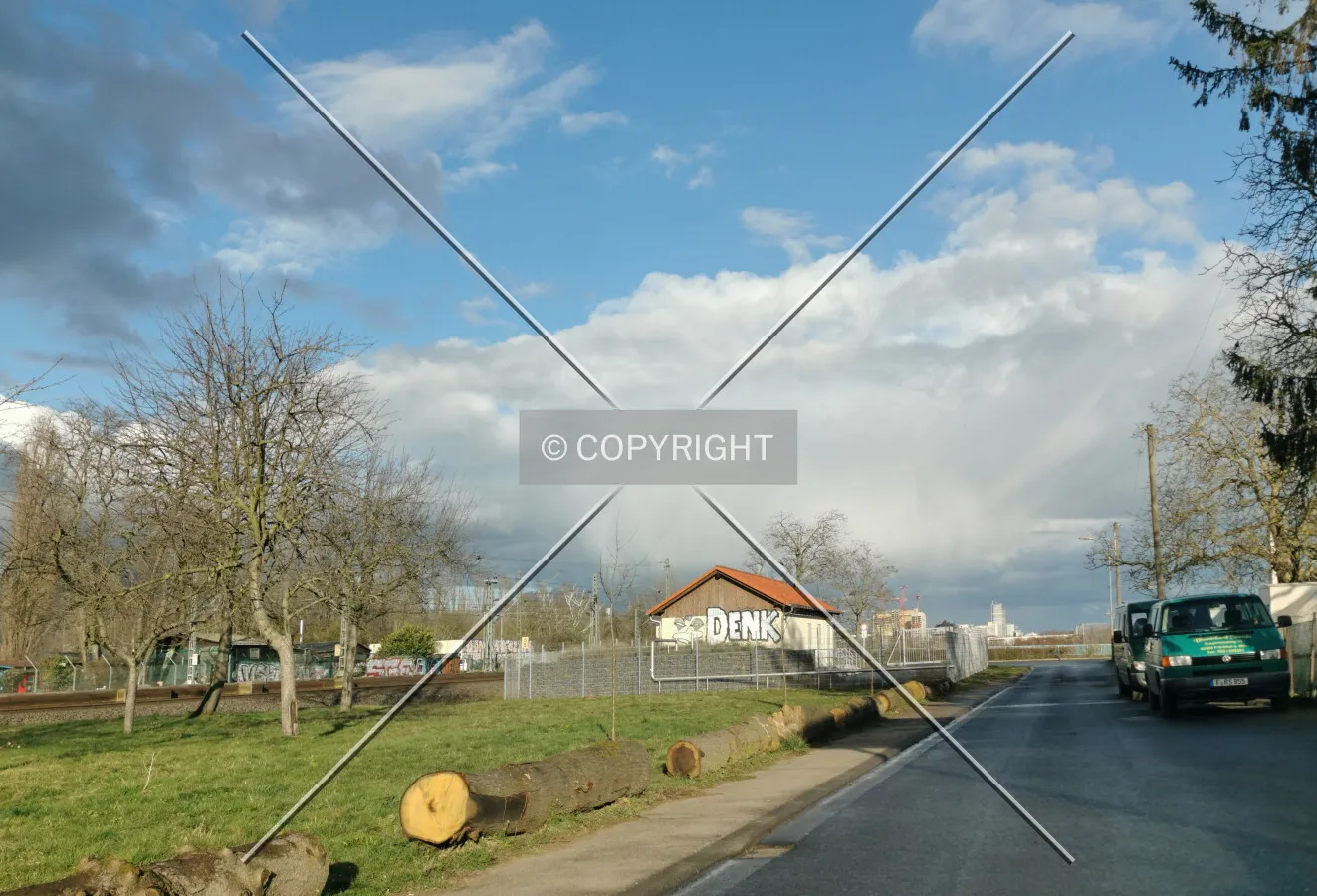 Photo 087-489-919