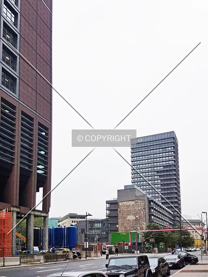 The site where Omniturm will rise. Yet the tower is not rising (October 2016)
