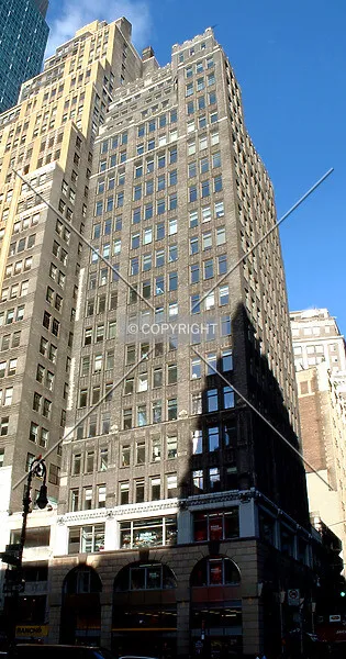 Photo 877-151-849
