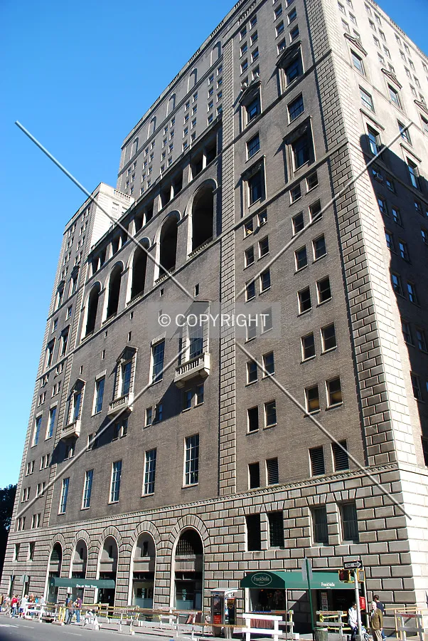 7th Avenue side