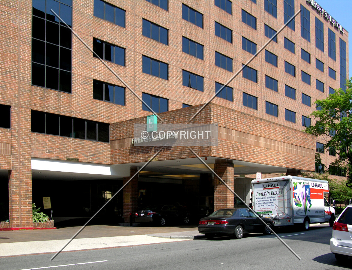 Entrance off 22nd Street