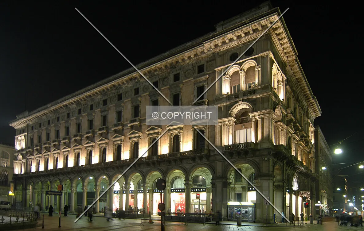 Building in Duomo's square