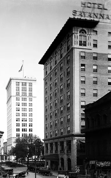 Photo 880-942-214