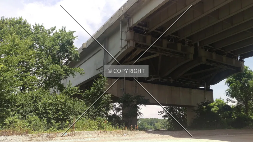 Photo 882-908-582