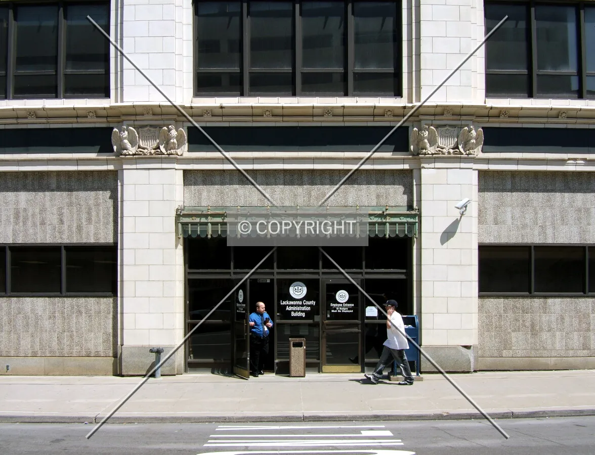 Main entrance from the southwest on Spruce Street