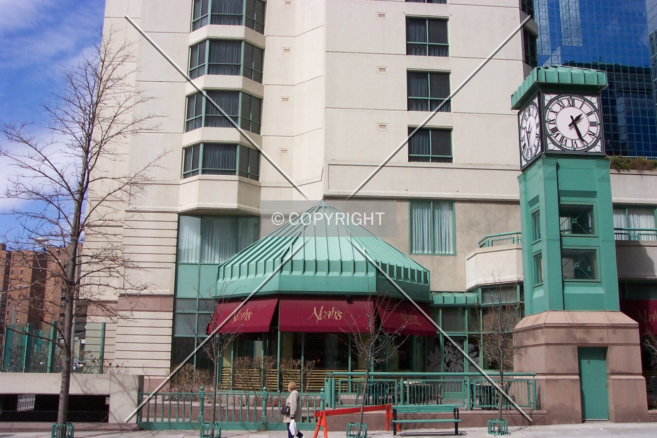 View of Noah's Restaurant and the clocktower monument from Laurier Avenue West