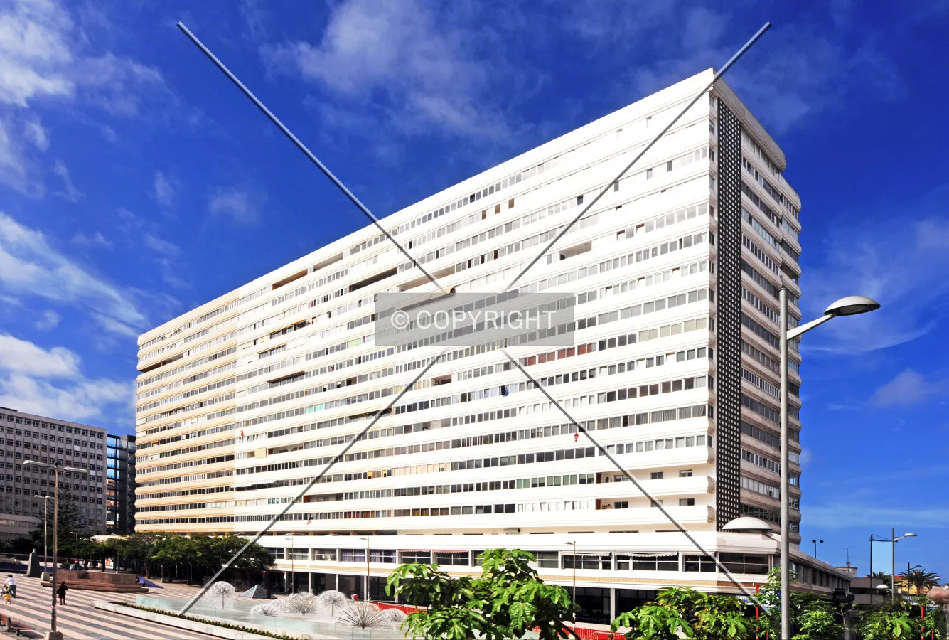 Building Avenida Nestor, 2