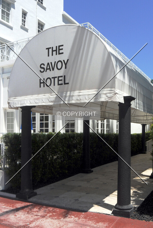 View of the entrance area from Ocean Drive