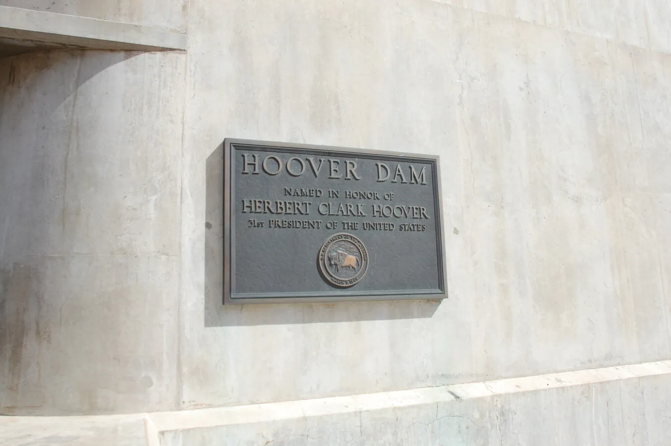 Plaque