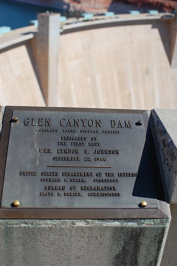 Commemorative plaque