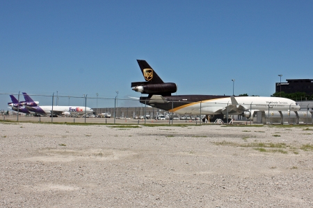 FedEx and UPS planes