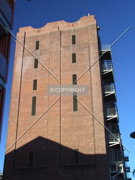 Photo 089-228-842