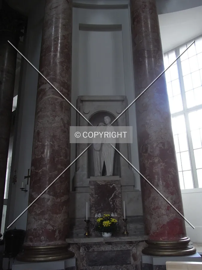 Inside St. Elisabeth