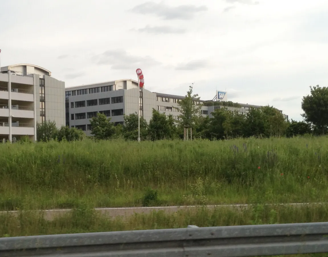 Photo 894-127-974