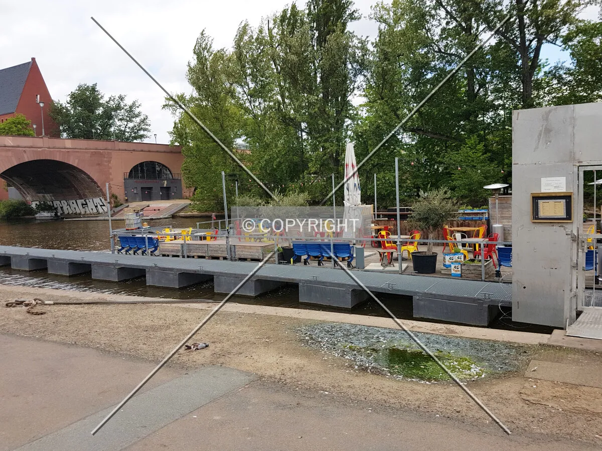 Photo 089-597-398