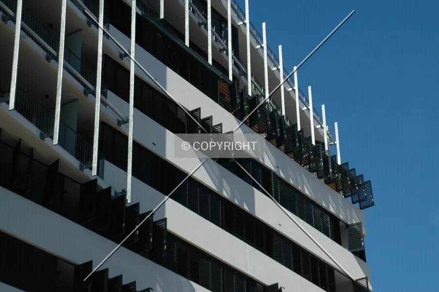 Photo 896-352-274