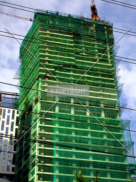 898-129-304