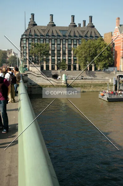 Photo 898-547-987