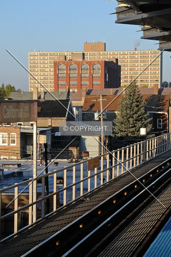 Looking west from the CTA California Pink Line Station on an early autumn morning