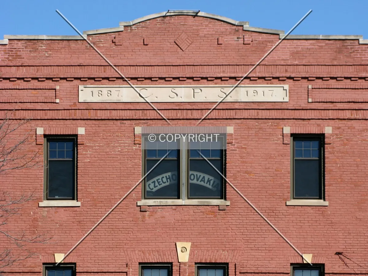 Third floor and cornice line detail