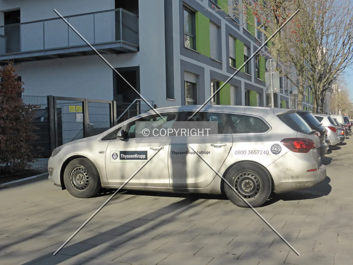ThyssenKrupp Aufzüge service vehicle