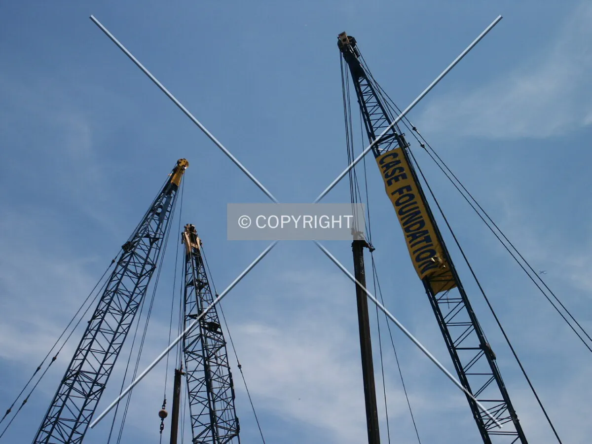 Foundation cranes