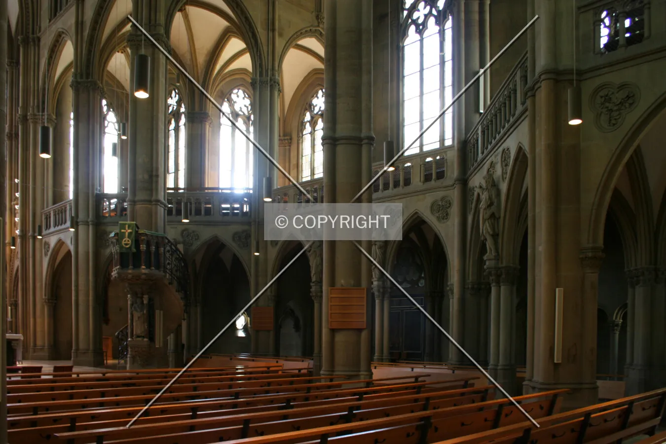 Diagonal view across the nave