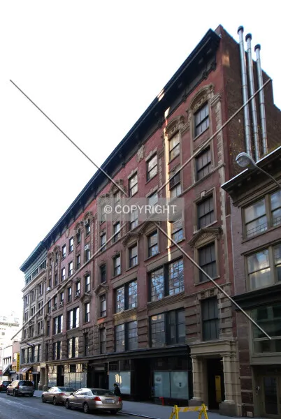 Photo 905-010-747
