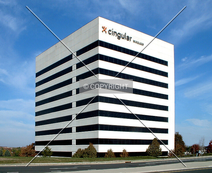 10 Woodbridge Center Drive