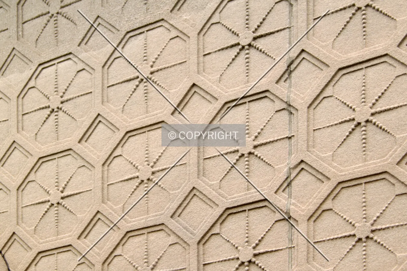 Ornamental pattern on the south face