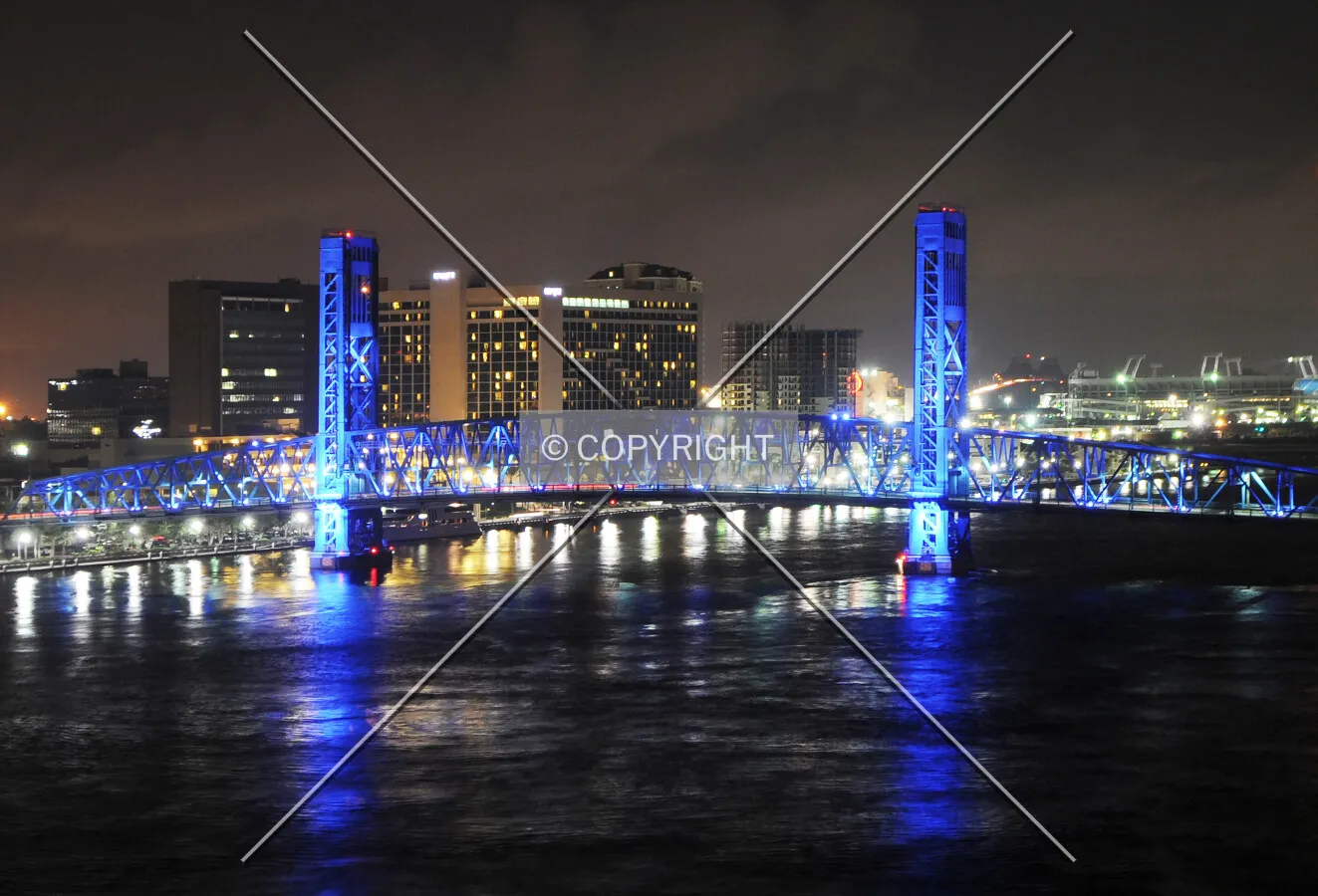 View from the west atop the Acosta Bridge