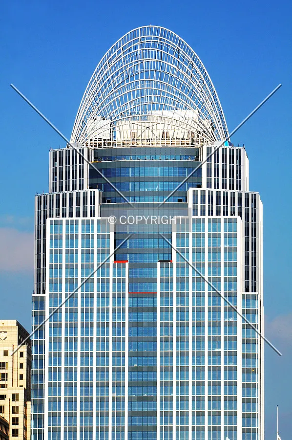 The Great American Tower building in Cincinnati, Ohio as from the south