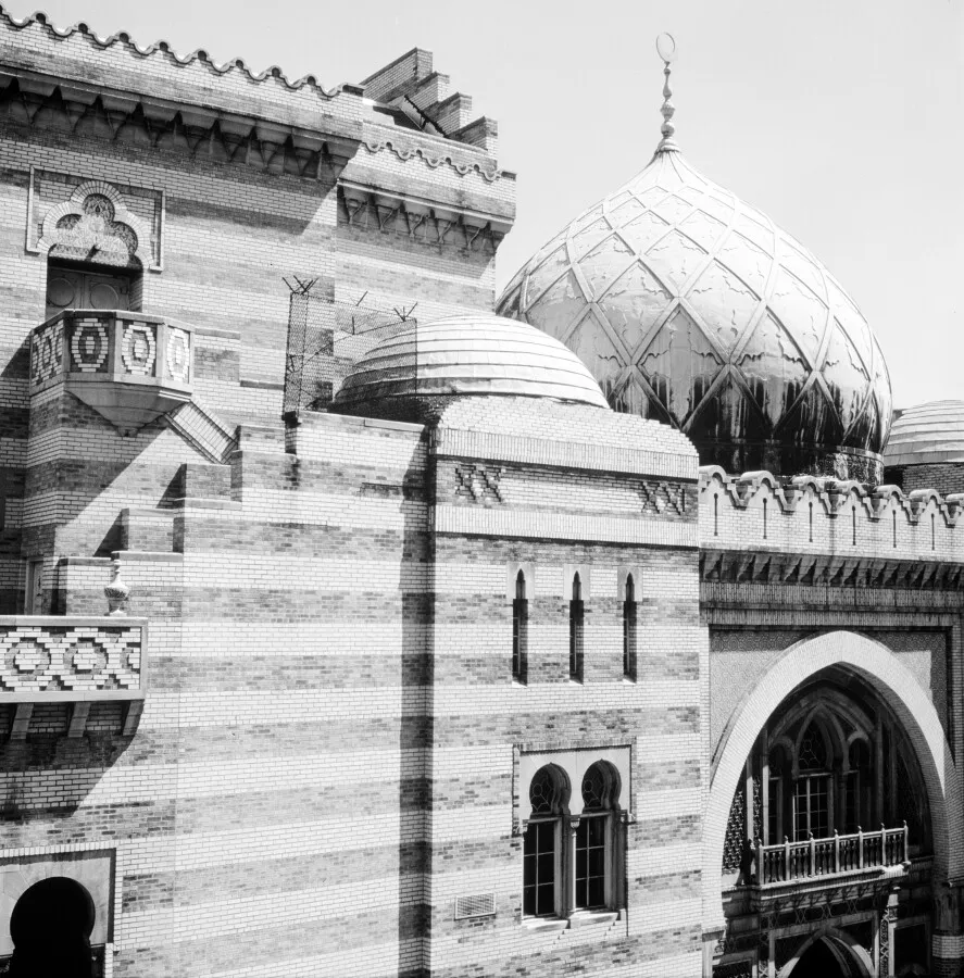 Vintage view of exterior details