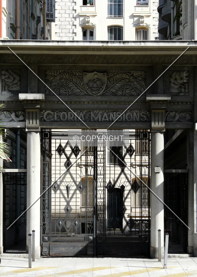 Portal on Rue de France