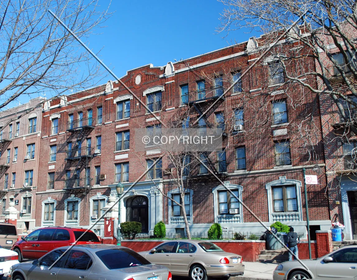 View along Eastern Parkway