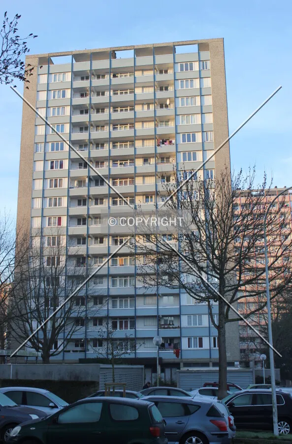Northeast view from Allée de Brno.