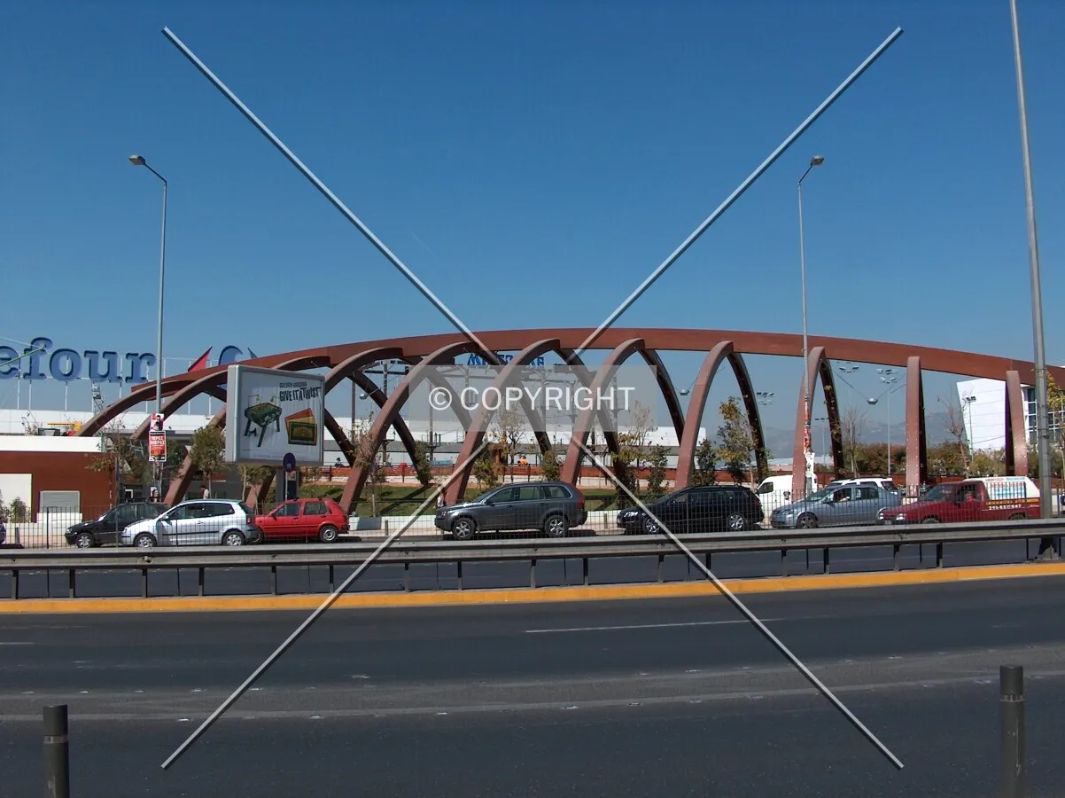 The northern arch as seen from across Kifissias Avenue
