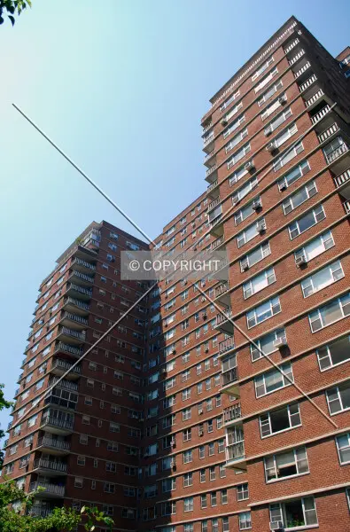 Photo 916-121-962