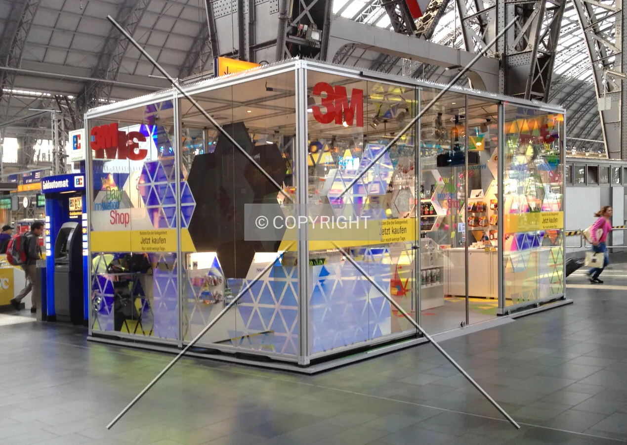 A 3M glass cube shop