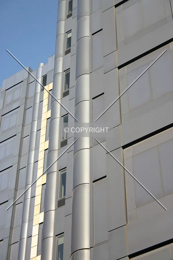 View of the rear façade