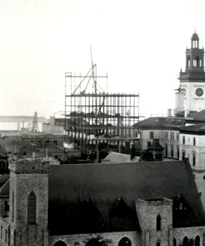 View from the northeast with the US Post Office and Federal Building to the right