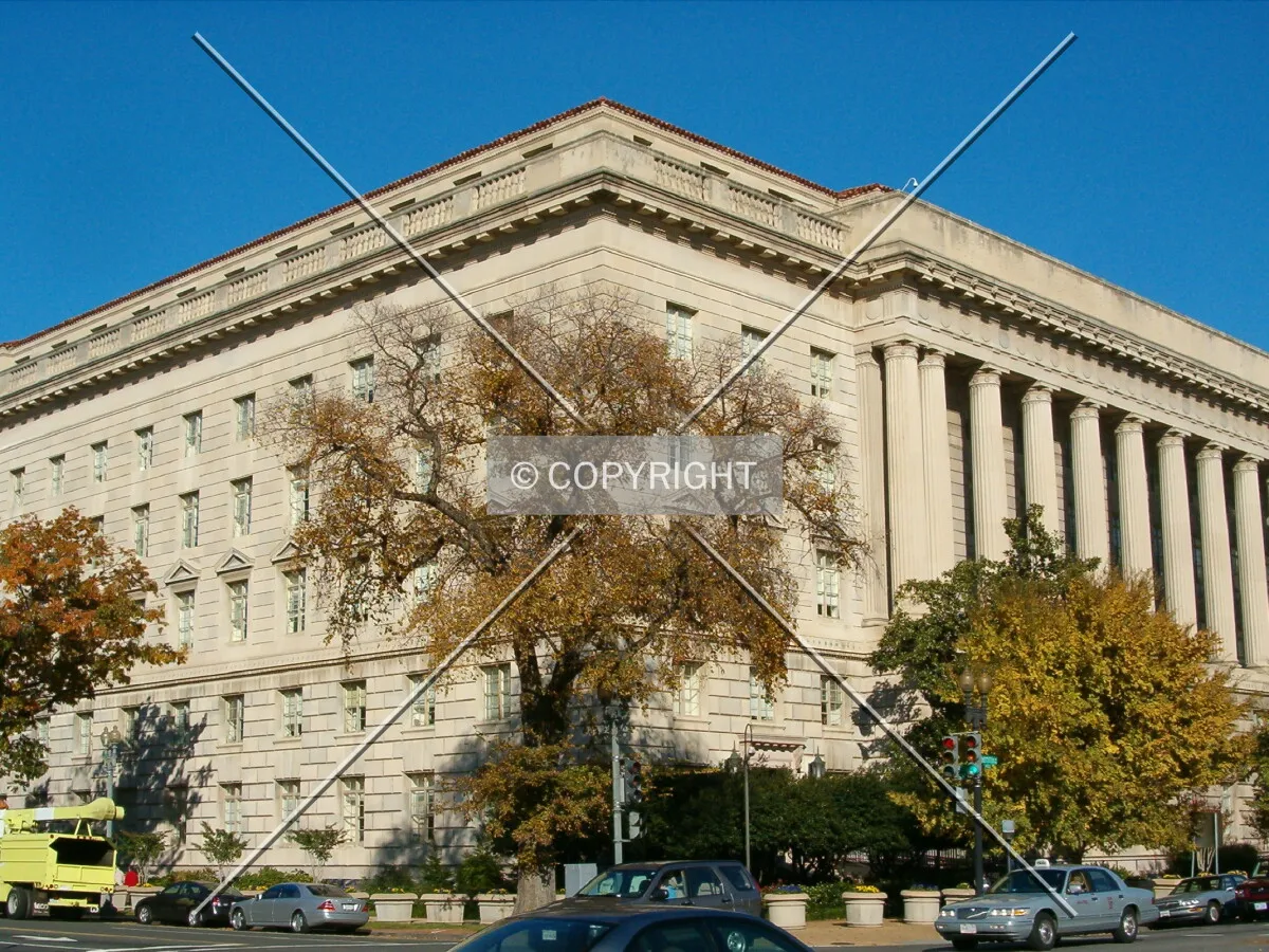 View from the west on Constitution Avenue