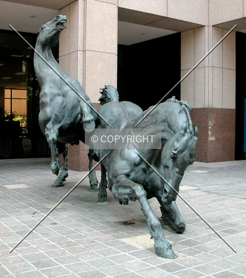 Sculpture of horses in the main plaza