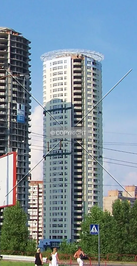 Southwest view from Henerala Vatutina Avenue.