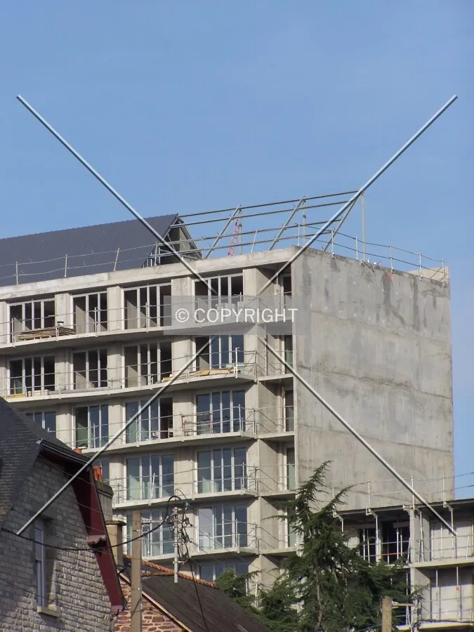 Extrêmité Est du bâtiment vue depuis le Boulevard Villebois-Mareuil