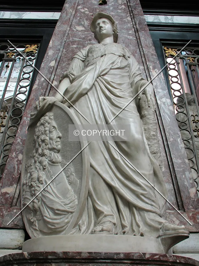 Detail at the south side of the choir
