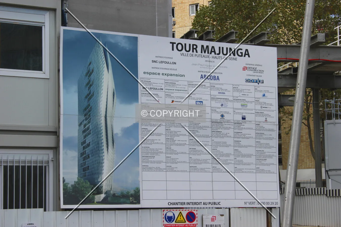 Commercial pannel displayed at the construction site.